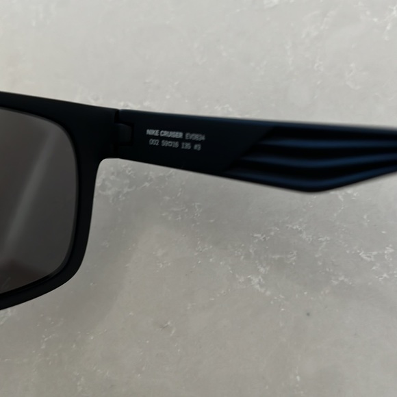 NWT [Nike] Men’s Sunglasses Matte Black - Picture 7 of 8